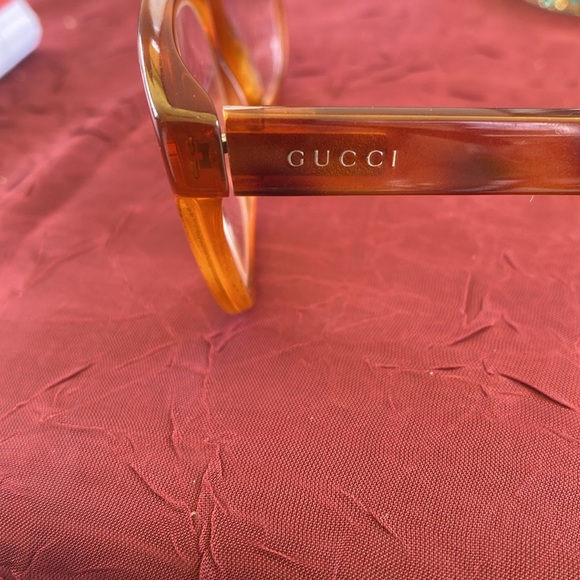 Gucci authentic eyeglass frames - Picture 3 of 5